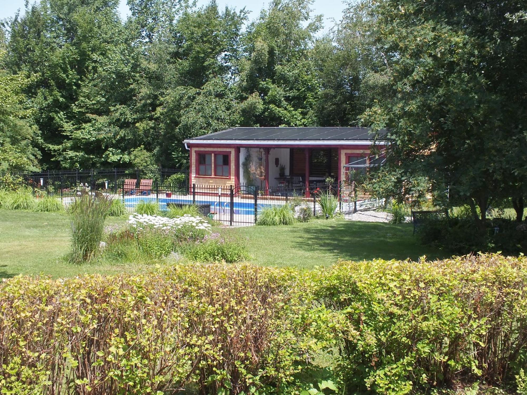 Auberge De Lotbiniere Panzió Kültér fotó